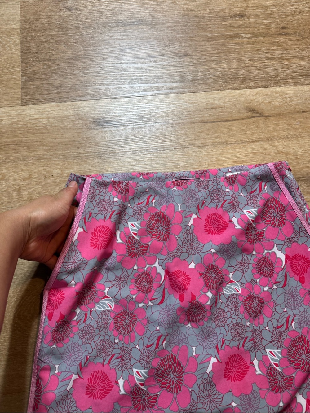 Golftini Floral Mini Skirt in Pink & Gray - Picture 7 of 10